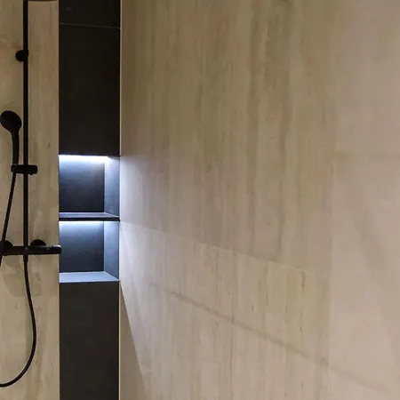 Case de vacanță Stunning In Medveja